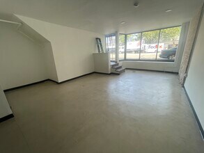 1556 N Lasalle Dr, Chicago, IL à louer Photo intérieure– Image 2 sur 4