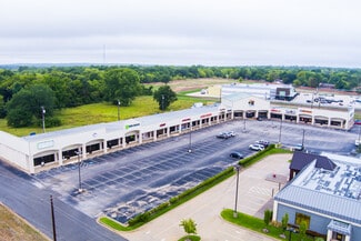 Plus de détails pour 1009 S Jackson St, Jacksonville, TX - Local commercial à louer