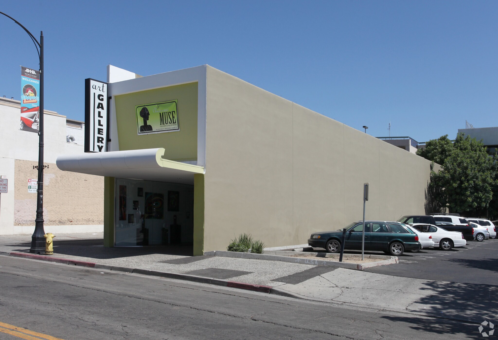 918 10th St, Modesto, CA à vendre Photo principale– Image 1 sur 36