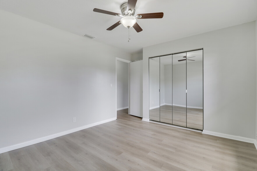 8810 SE Hobe Ridge Ave, Hobe Sound, FL à vendre - Photo intérieure – Image 3 sur 35