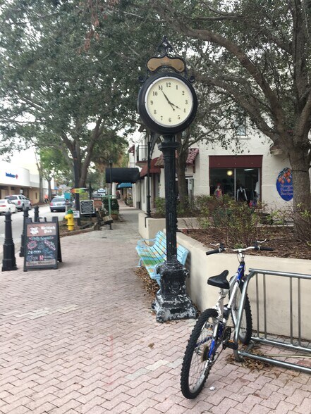 401-411 Brevard Ave, Cocoa, FL à louer - Photo de l’immeuble – Image 2 sur 15
