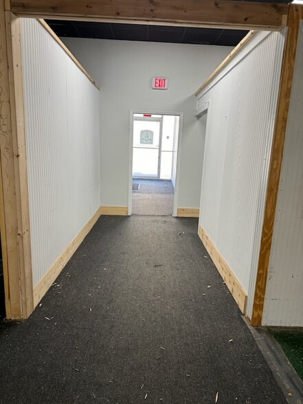 133 S Hill St, Griffin, GA à louer - Photo intérieure – Image 3 sur 8