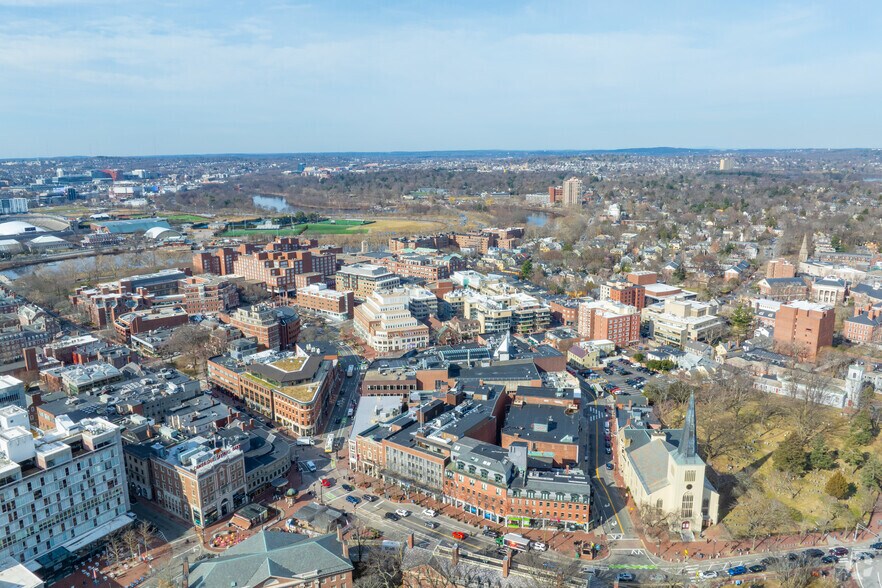 1430 Massachusetts Ave, Cambridge, MA à louer - Aérien – Image 2 sur 5