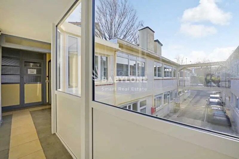Bureau dans Nanterre à louer - Photo de l’immeuble – Image 3 sur 4