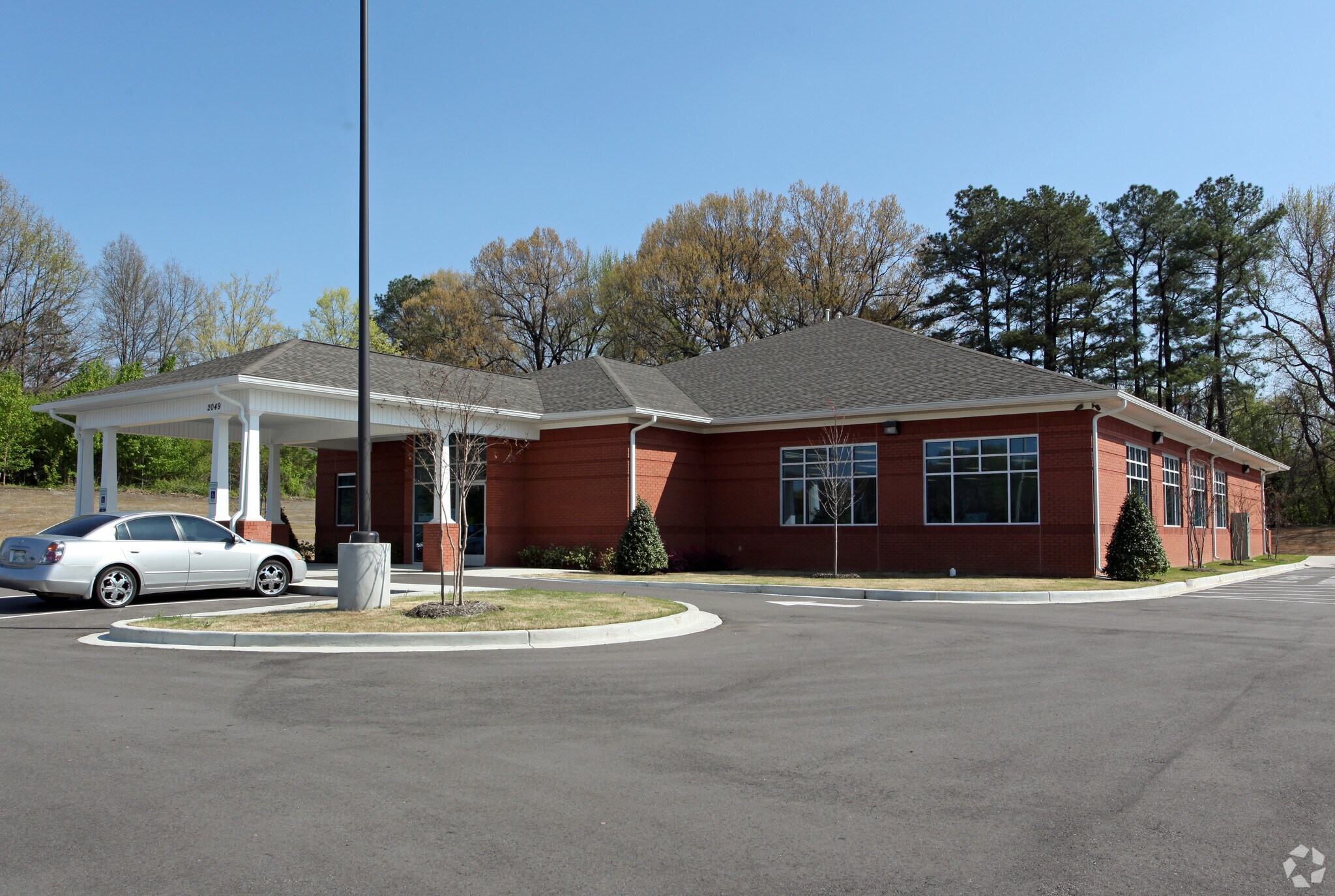 2049 E Shelby Dr, Memphis, TN à vendre Photo principale– Image 1 sur 4