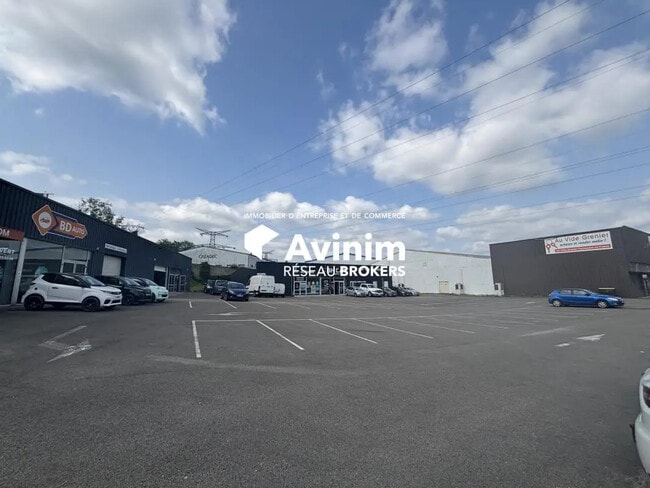 Plus de détails pour Local commercial à louer