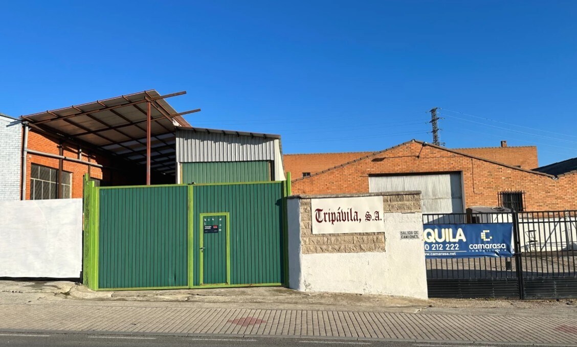 Industriel/Logistique dans Ávila, Ávila à louer Photo de l’immeuble– Image 1 sur 2