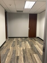 4606 FM 1960 W, Houston, TX à louer Photo intérieure– Image 2 sur 9