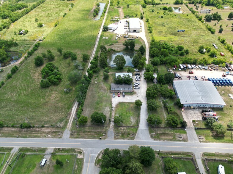 21310 Binford Rd, Waller, TX à vendre - Photo de l’immeuble – Image 3 sur 4