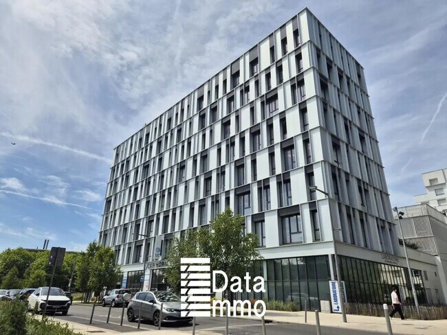 Plus de détails pour 19 Avenue Blaise Pascal, Champs-sur-Marne - Bureau à vendre