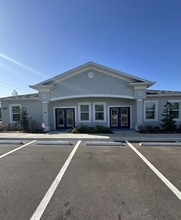 708 Cactus Ridge Cir, Seffner, FL à louer Photo de l’immeuble– Image 1 sur 37
