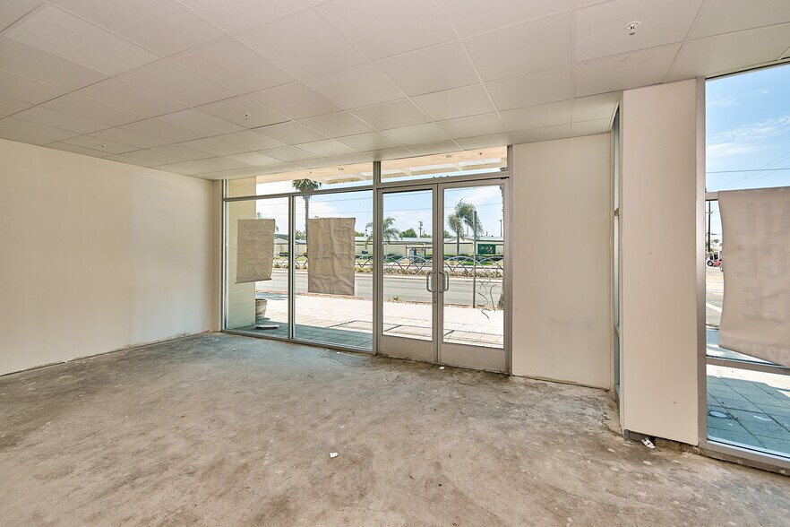 1598 Long Beach Blvd, Long Beach, CA à vendre - Photo intérieure – Image 2 sur 18