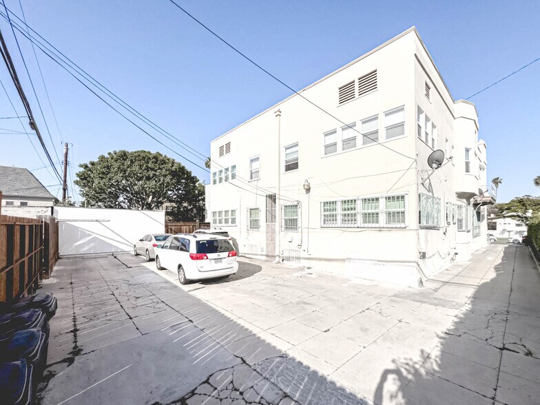 1125 3rd Ave, Los Angeles, CA à vendre - Photo de l’immeuble – Image 3 sur 7