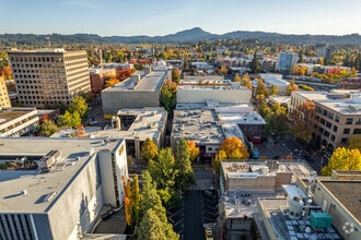 30 E Broadway, Eugene, OR - VUE AÉRIENNE  vue de carte