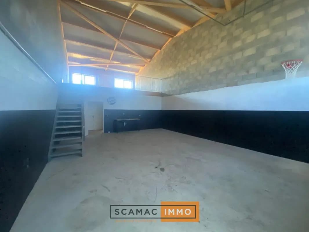 Bureau dans Marignane à louer Photo intérieure– Image 1 sur 7