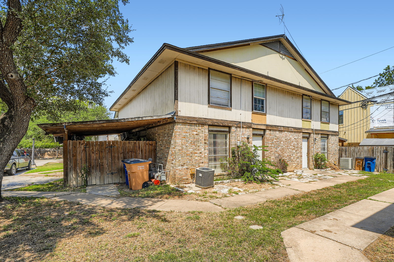 5803 Cougar Dr, Austin, TX à vendre Photo principale– Image 1 sur 29