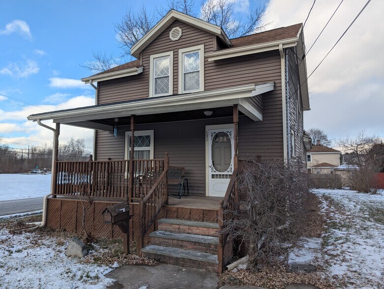 131 Bernice St, Johnson City, NY à vendre - Photo principale – Image 1 sur 1
