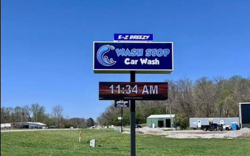 259 S Herrington Pl, West Terre Haute, IN à vendre - Photo de l’immeuble – Image 2 sur 5