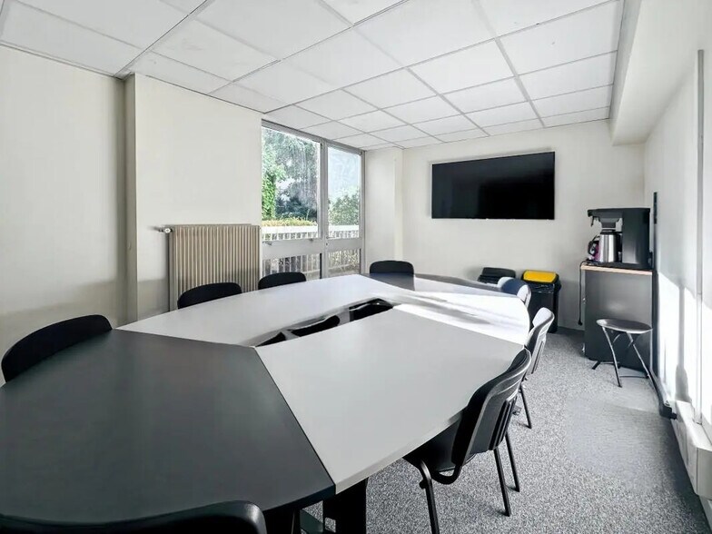 Bureau dans Paris à louer - Photo de l’immeuble – Image 3 sur 8