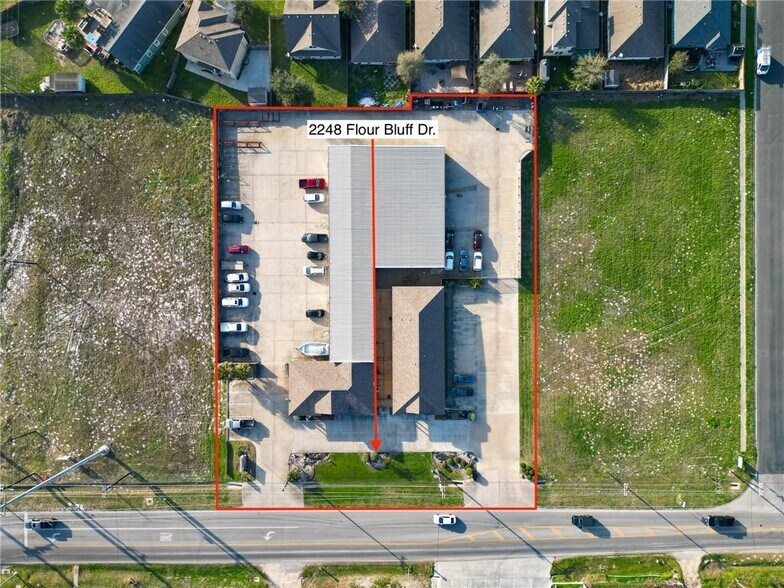 2248 Flour Bluff Dr, Corpus Christi, TX à vendre - Photo de l’immeuble – Image 3 sur 17