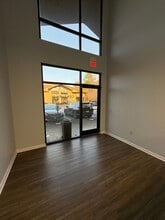 1040 Wildewood Centre Dr, Columbia, SC à louer Photo intérieure– Image 1 sur 26