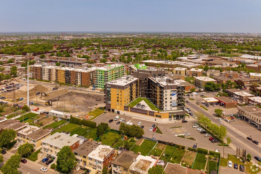 8500 Boul Viau, Saint-leonard, QC à louer - Aérien – Image 2 sur 5