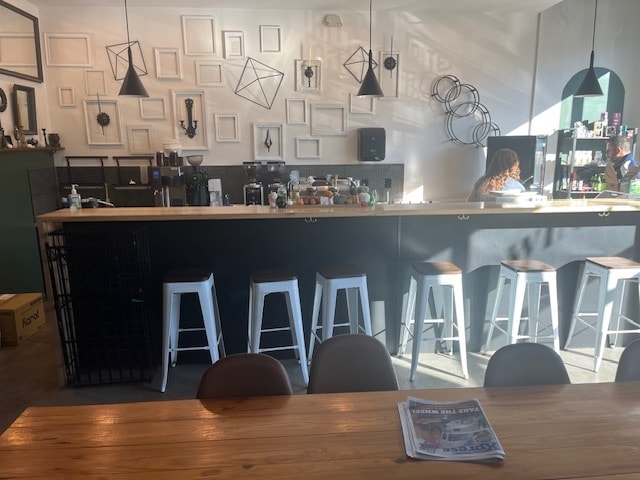 96 Weaverville Rd, Woodfin, NC à louer Photo intérieure– Image 1 sur 6