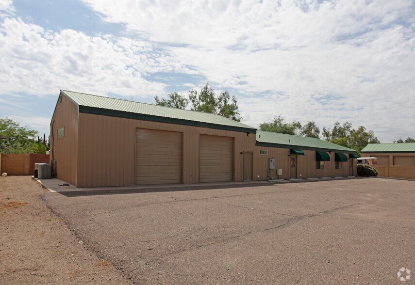 3960 E Palm St, Mesa, AZ à louer - Photo de l’immeuble – Image 3 sur 4