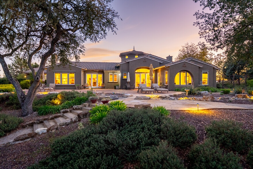 2438 Battering Rock Rd, Templeton, CA à vendre - Photo de l’immeuble – Image 2 sur 72