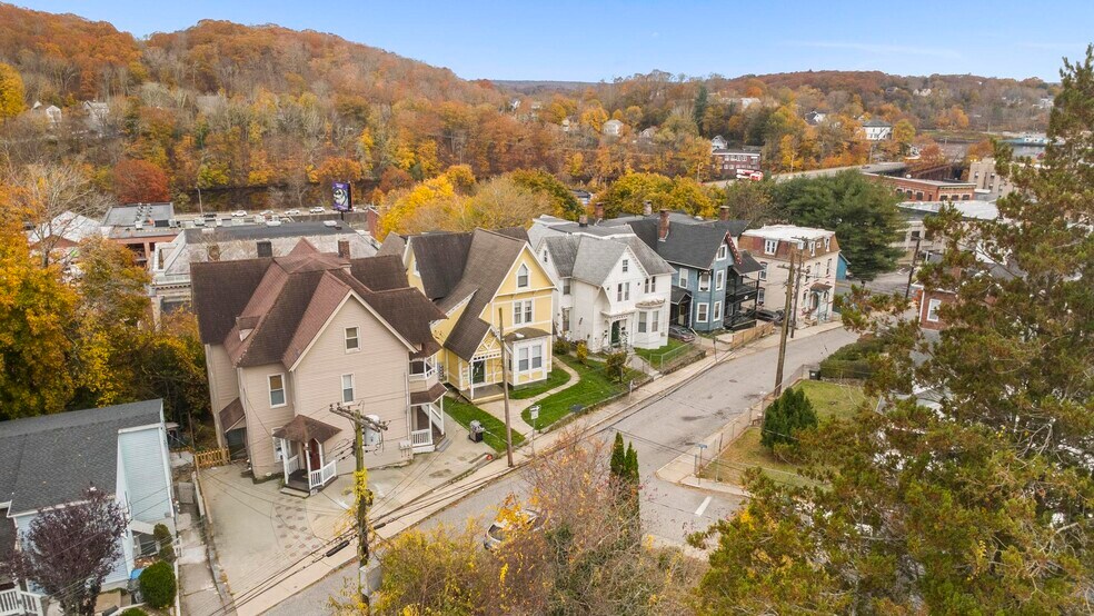 Cliff Street Portfolio portefeuille de 4 biens à vendre sur LoopNet.fr - Photo de l’immeuble – Image 2 sur 30