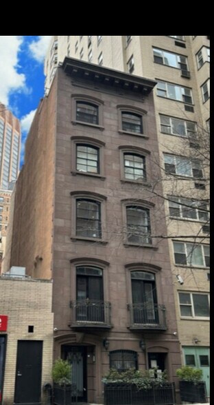 104 E 36th St, New York, NY à vendre - Photo de l’immeuble – Image 1 sur 9