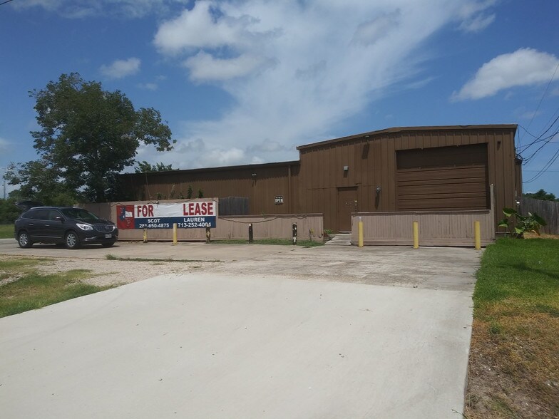 3723 Fm 646 Rd N, Santa Fe, TX à vendre - Photo de l’immeuble – Image 2 sur 14