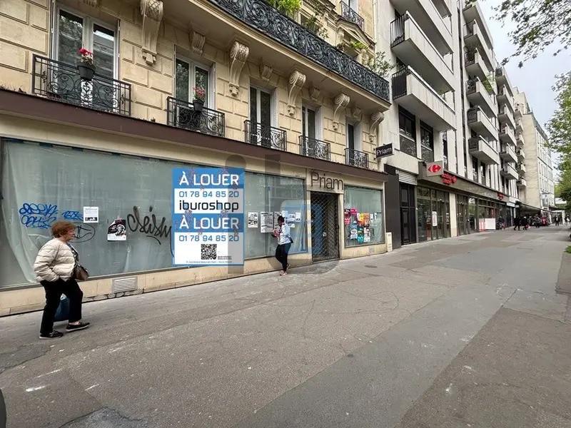Local commercial dans Paris à louer Photo de l’immeuble– Image 1 sur 3
