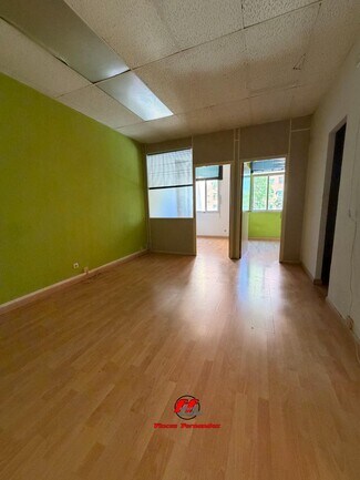 Plus de détails pour Bureau à vendre