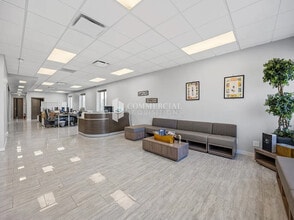 2614 W 13th St, Brooklyn, NY à vendre Photo intérieure– Image 2 sur 9