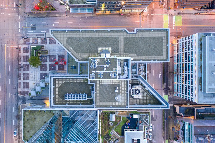 900 Pender St, Vancouver, BC à louer - Photo de l’immeuble – Image 3 sur 5