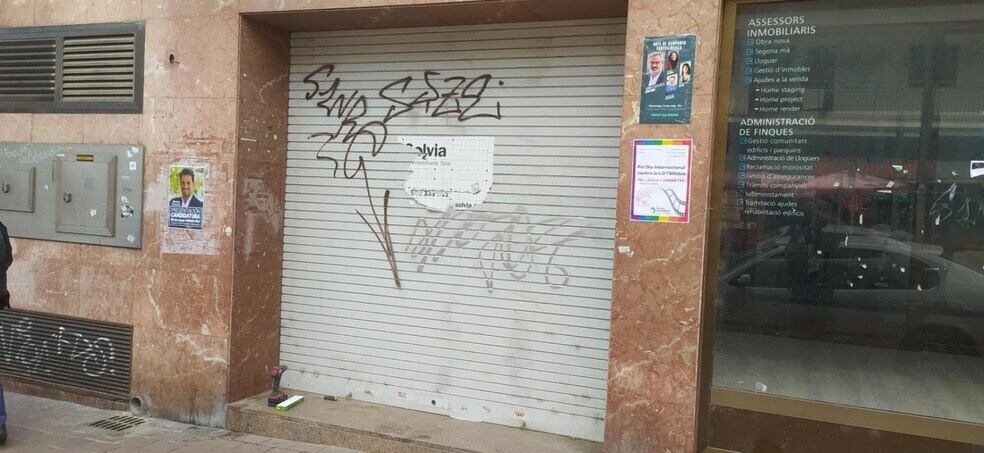 Immeuble residentiel dans Castelldefels, Barcelona à vendre - Photo principale – Image 1 sur 4