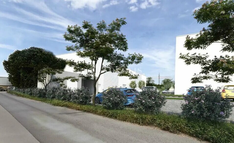 Local d'activités dans Lunel à vendre - Photo de l’immeuble – Image 1 sur 4