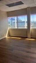 8221 3rd St, Downey, CA à louer Photo intérieure– Image 1 sur 8
