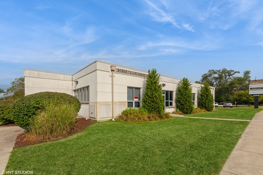 4906 Main St, Lisle, IL à vendre - Photo de l’immeuble – Image 2 sur 16