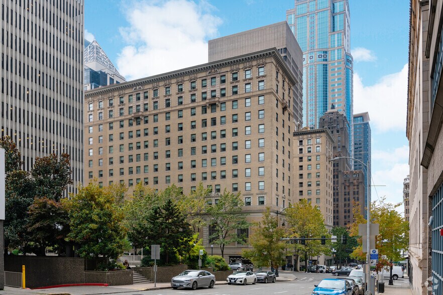 411 University St, Seattle, WA à louer - Photo de l’immeuble – Image 2 sur 4