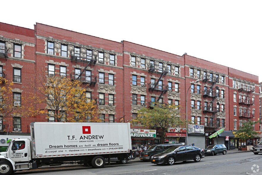 1344-1346 Saint Nicholas Ave, New York, NY à louer - Photo de l’immeuble – Image 3 sur 4