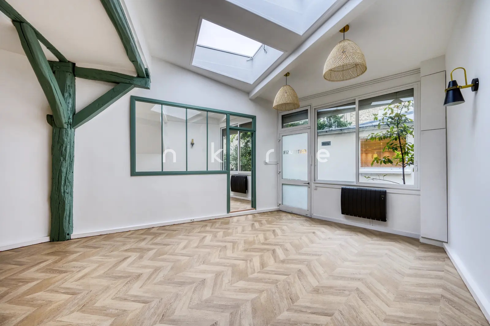 Bureau dans Paris à vendre Photo intérieure– Image 1 sur 9