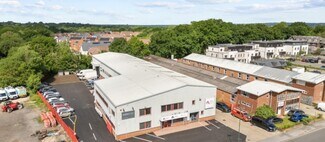 Plus de détails pour 63 Victoria Rd, Burgess Hill - Industriel/Logistique à vendre