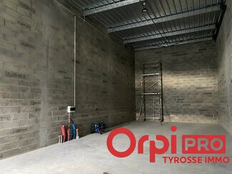 Plus de détails pour Industriel/Logistique à louer