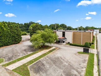 Plus de détails pour 1690 W English Rd, High Point, NC - Local d’activités à vendre