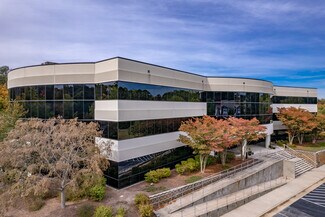 Plus de détails pour 5565 Centerview Dr, Raleigh, NC - Bureau à louer
