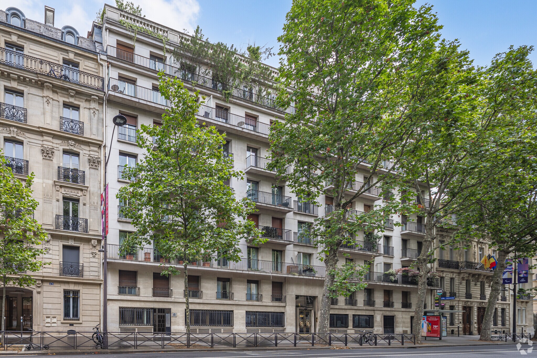 276 Boulevard Saint-Germain, Paris à vendre Photo de l’immeuble– Image 1 sur 9
