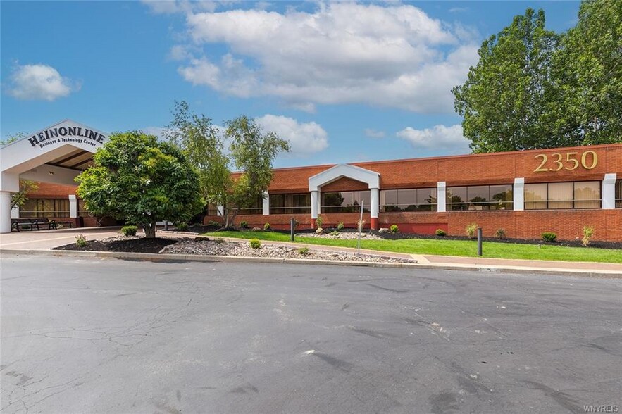2350 N Forest Rd, Getzville, NY à louer - Photo de l’immeuble – Image 2 sur 26