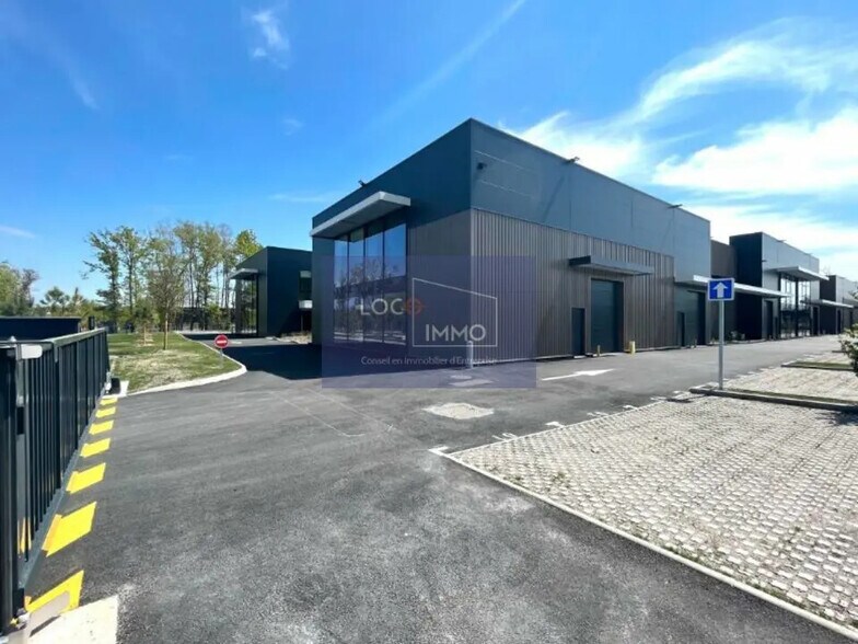 Local d’activités dans Mérignac à louer - Photo de l’immeuble – Image 1 sur 5